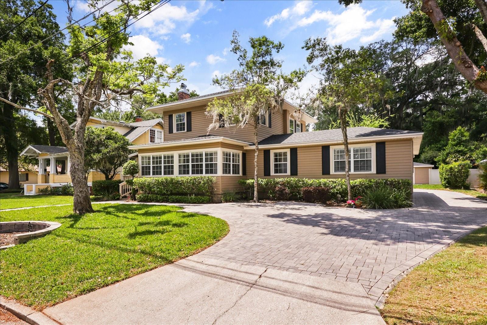 808 PUTNAM AVENUE
