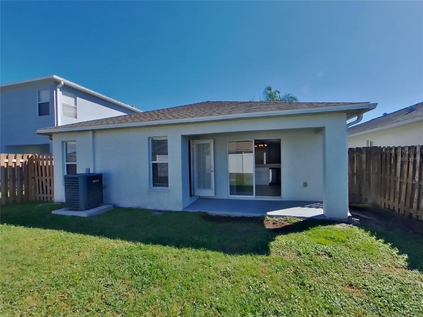 GRAND OAKS PH 03 - Residential Lease