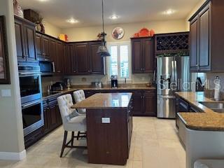 THURSTON GROVES - Residential