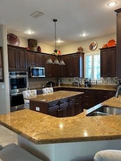 THURSTON GROVES - Residential