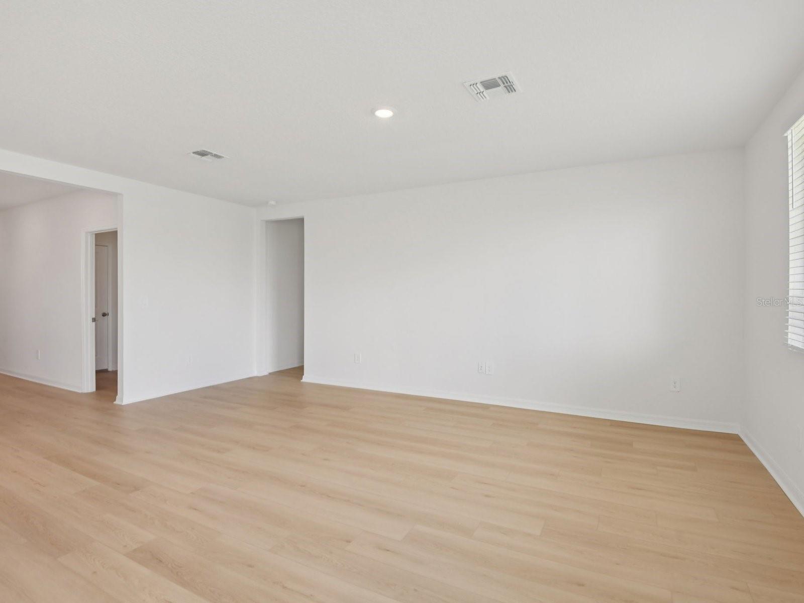 THE GROVE AT STUART CROSSING - Residential