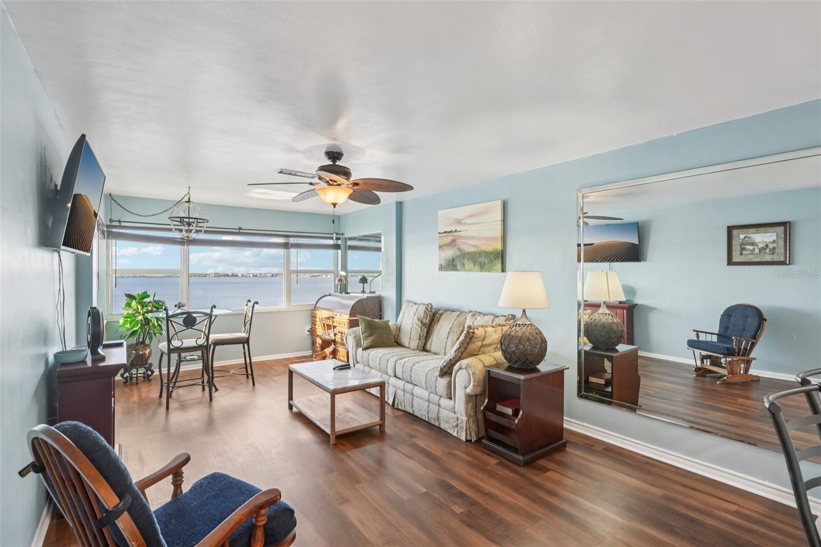 RIVERSIDE CLUB CONDO - Residential