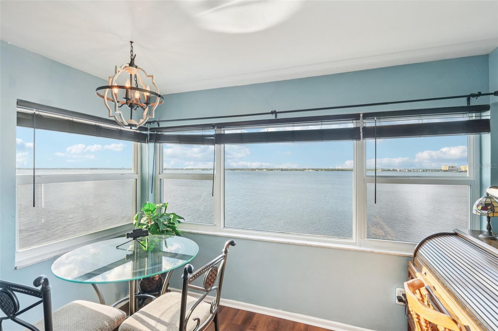 RIVERSIDE CLUB CONDO - Residential