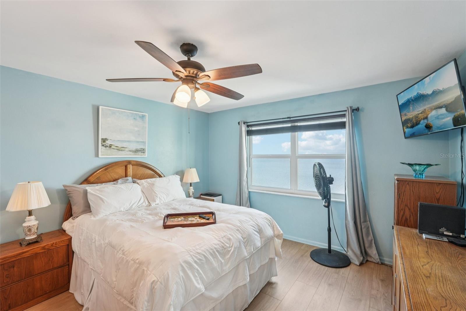 RIVERSIDE CLUB CONDO - Residential