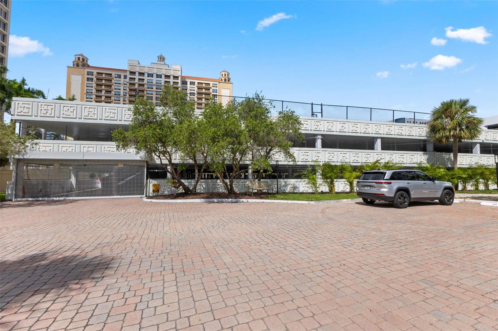 ONE WATERGATE - Residential