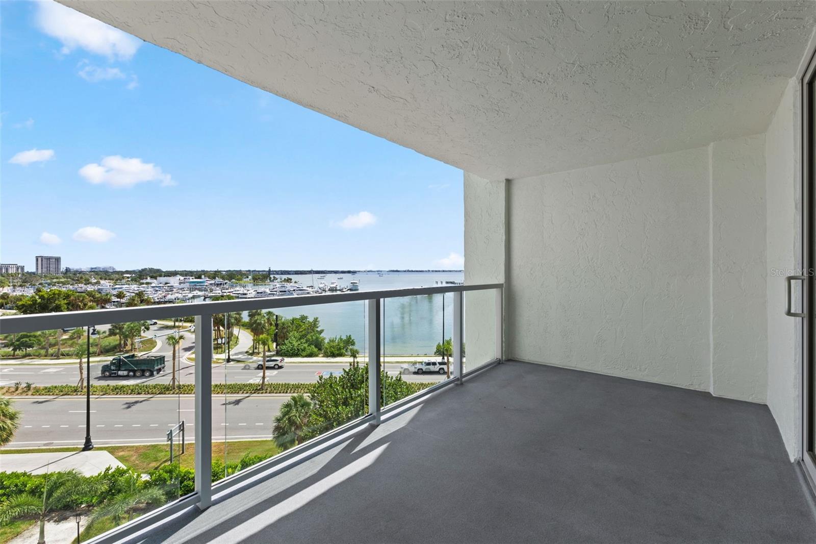 ONE WATERGATE - Residential