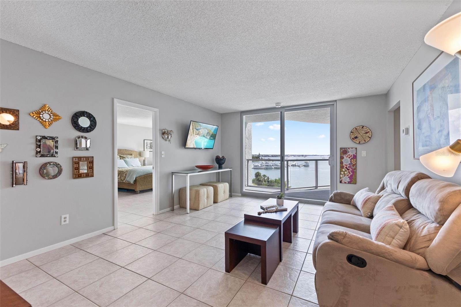 ONE WATERGATE - Residential