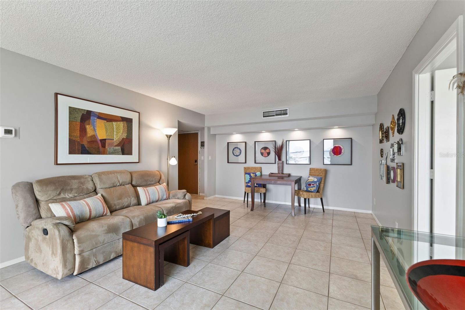 ONE WATERGATE - Residential
