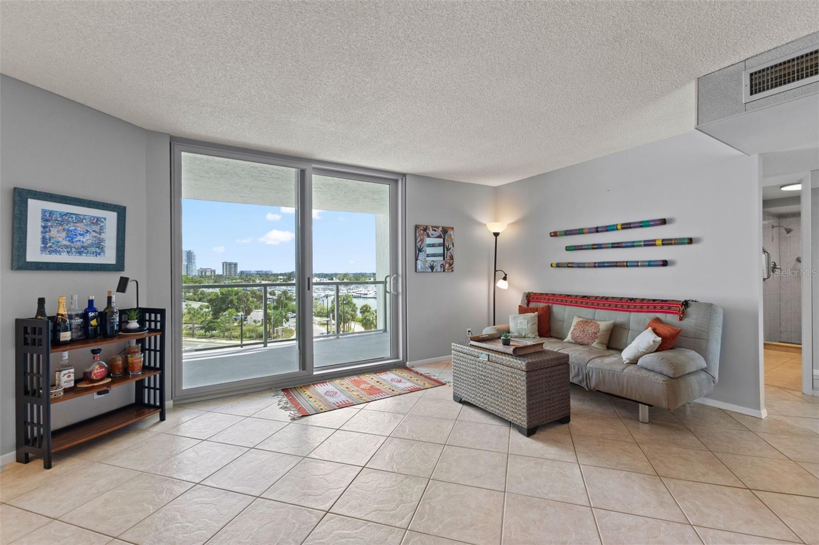 ONE WATERGATE - Residential