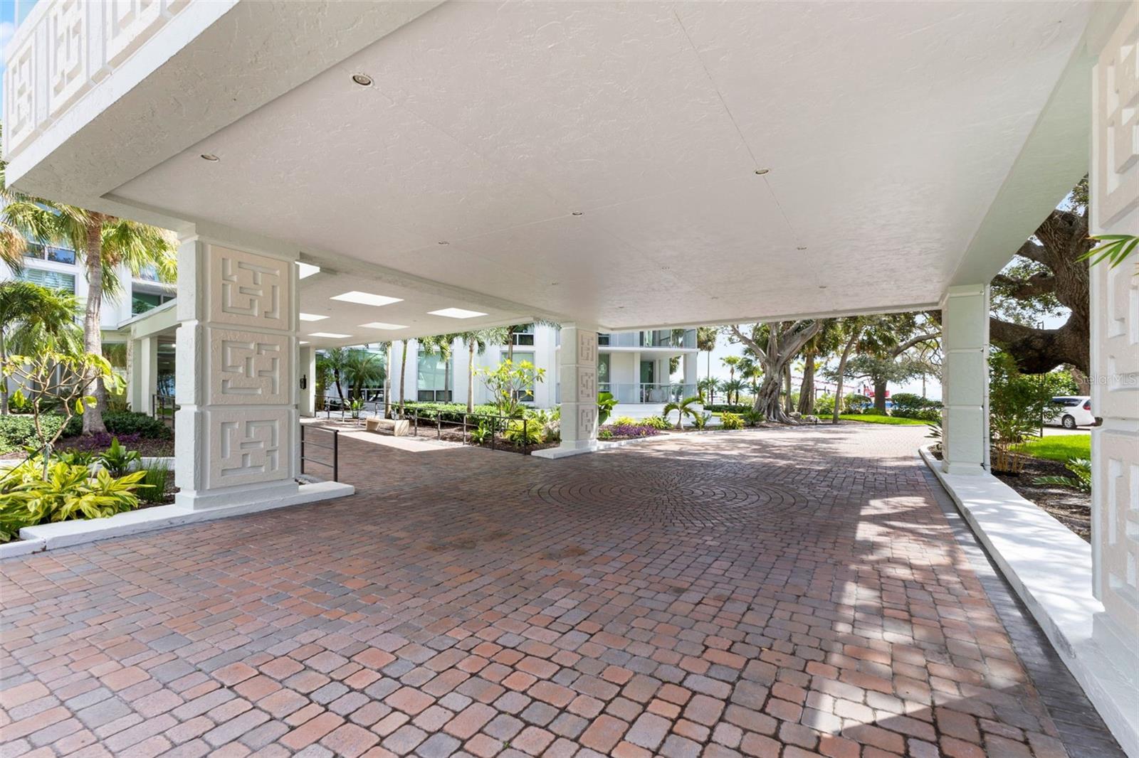 ONE WATERGATE - Residential