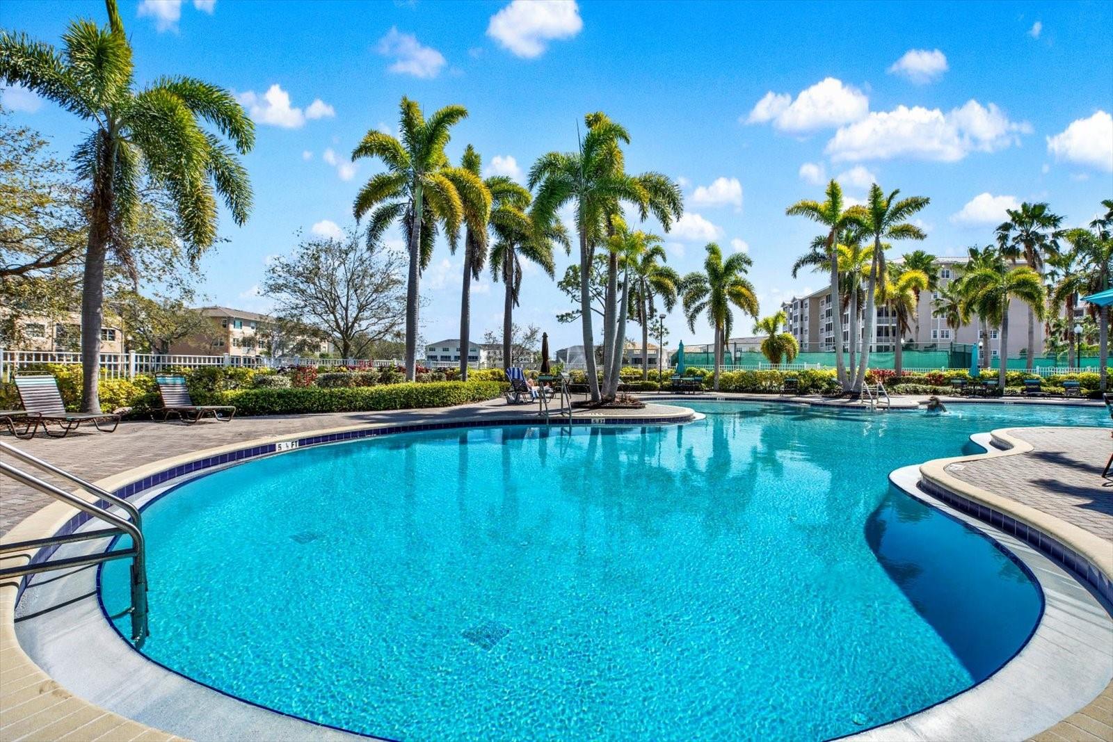 SEMINOLE ISLE CONDO - Residential