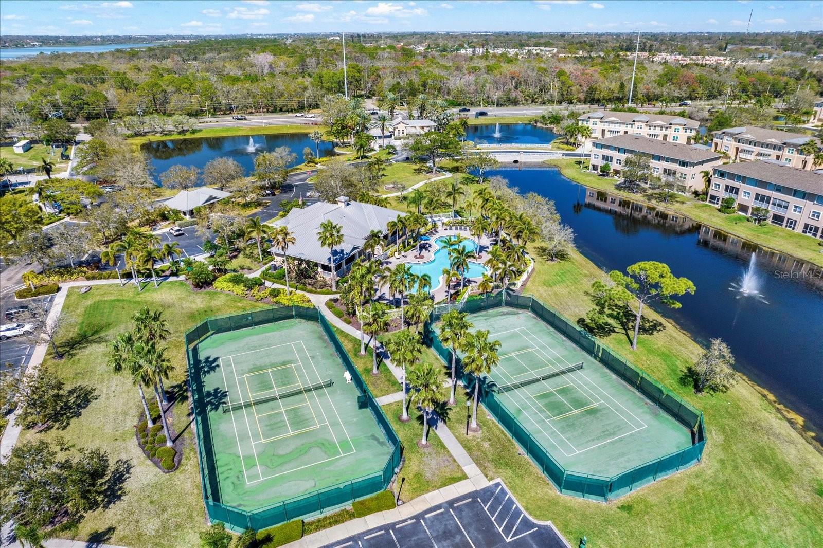 SEMINOLE ISLE CONDO - Residential