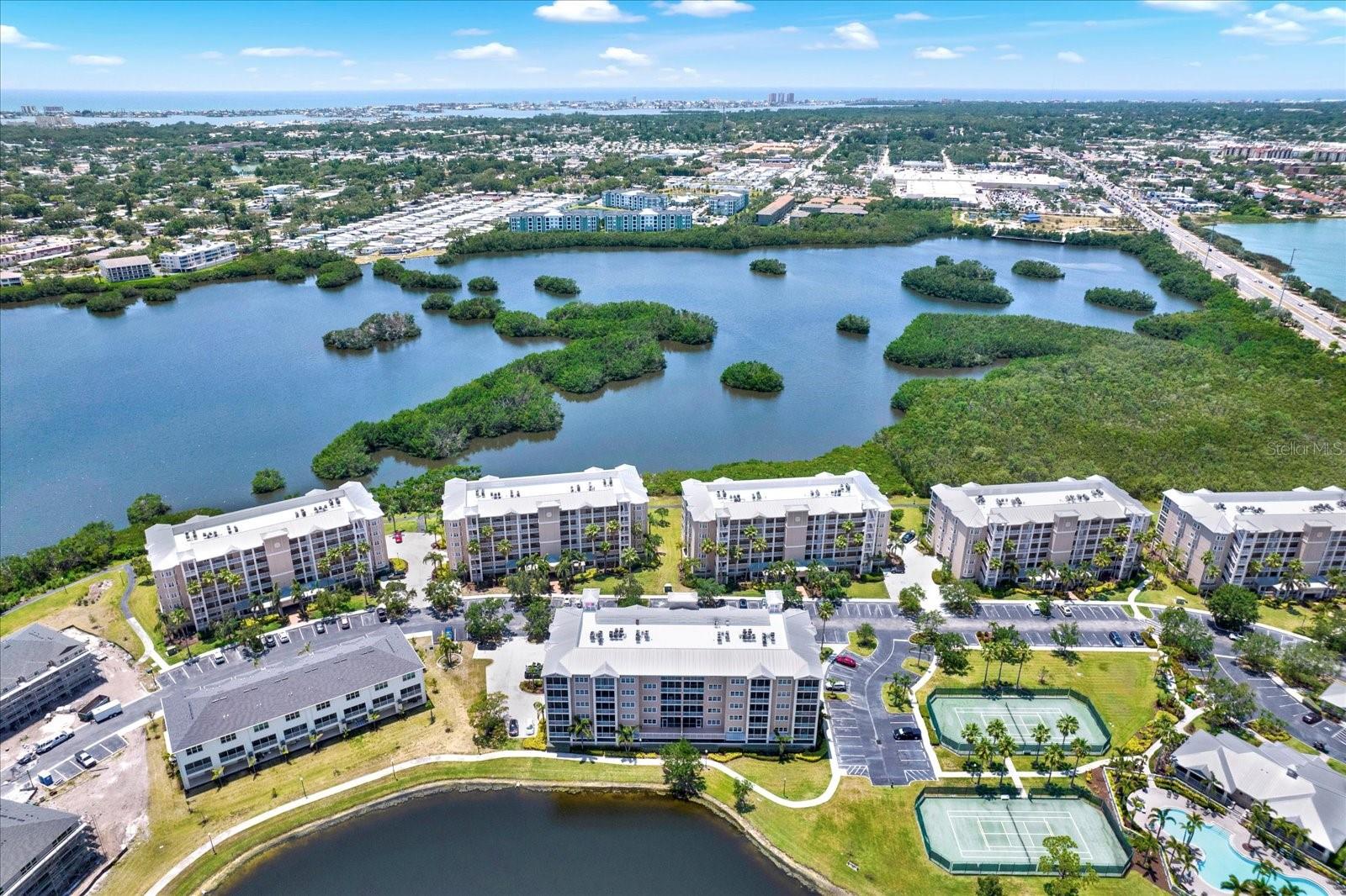SEMINOLE ISLE CONDO - Residential