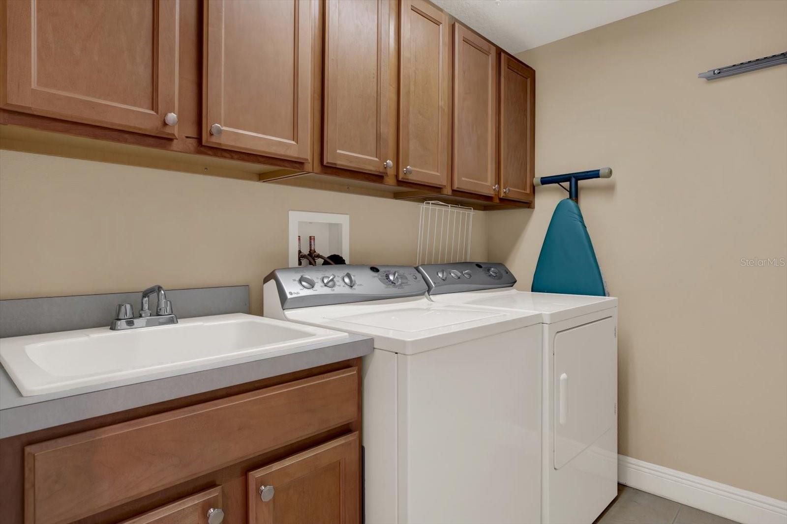 SEMINOLE ISLE CONDO - Residential