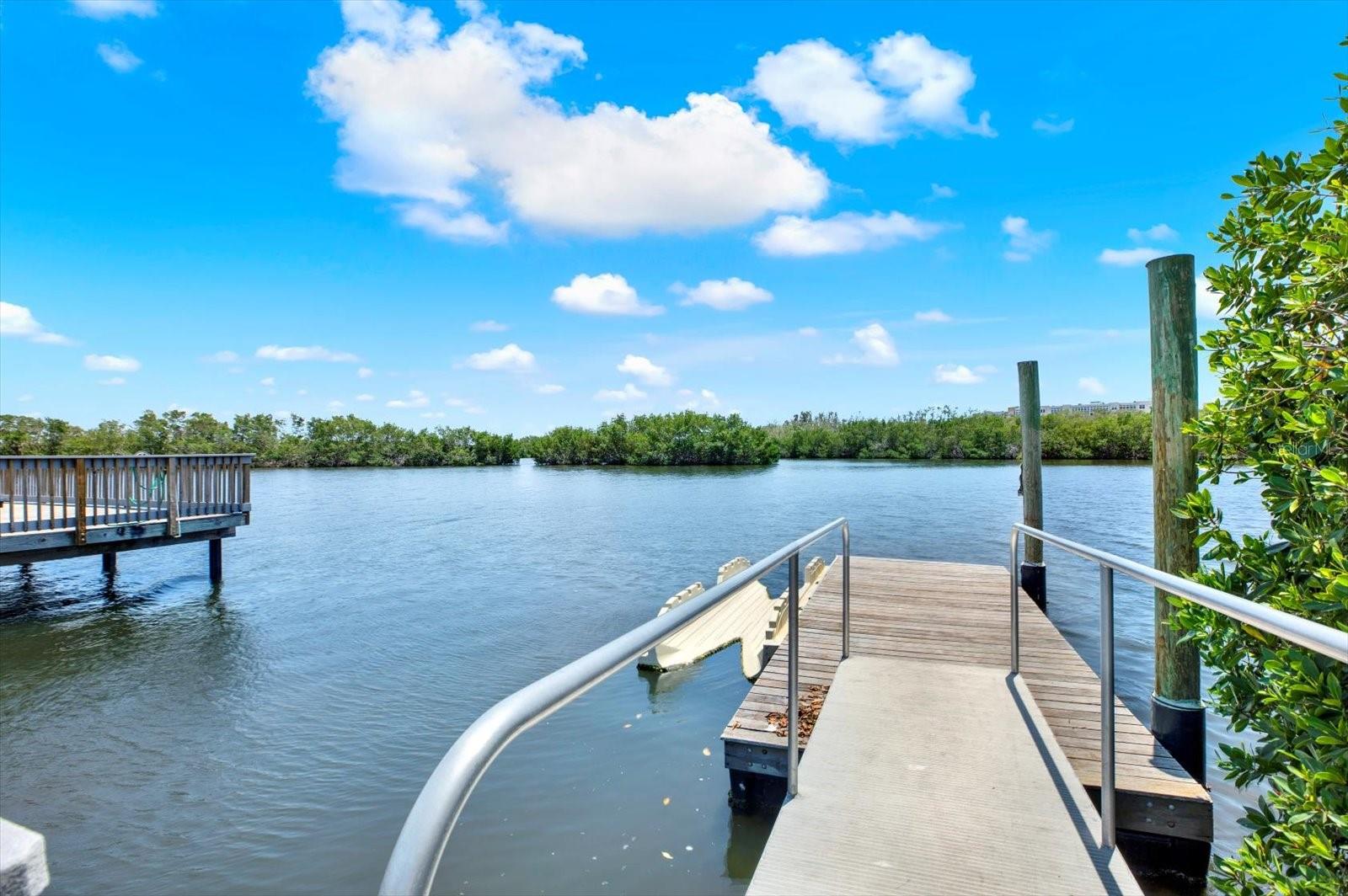 SEMINOLE ISLE CONDO - Residential