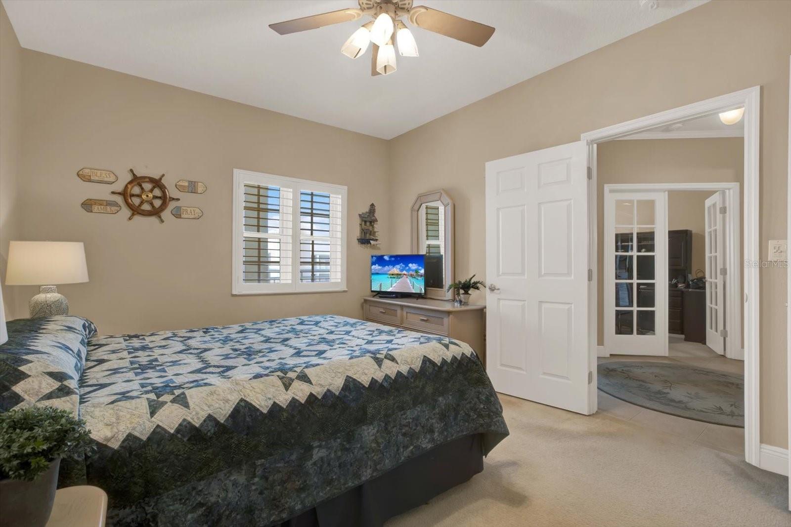 SEMINOLE ISLE CONDO - Residential