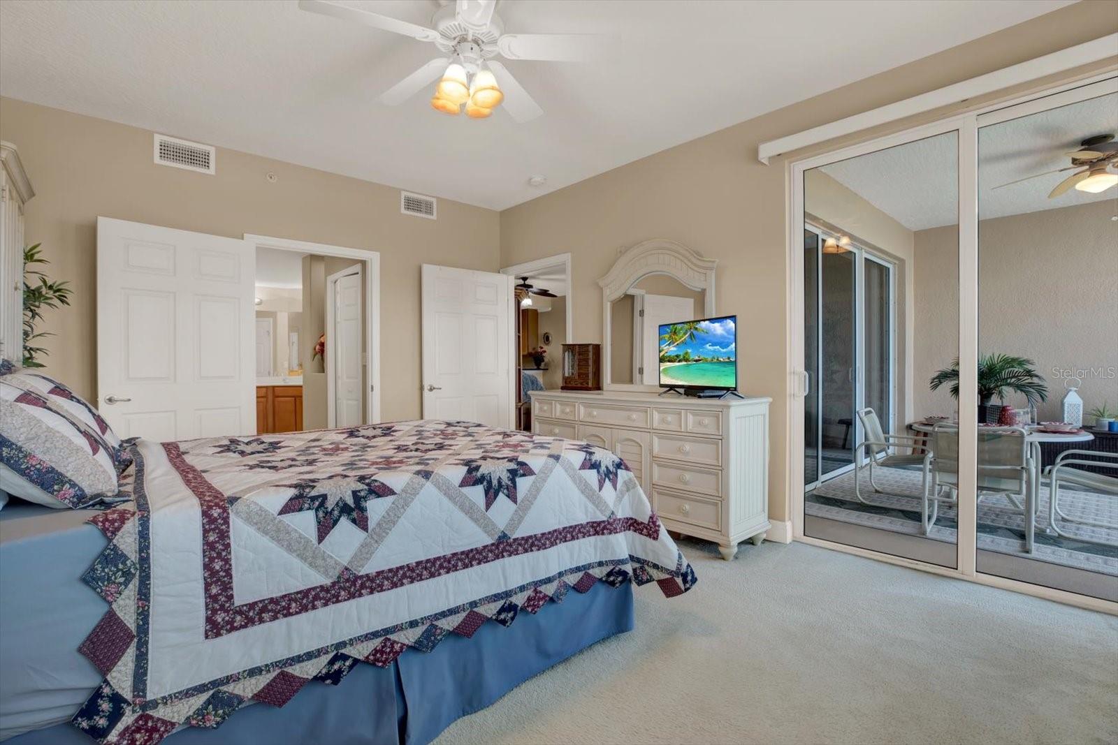 SEMINOLE ISLE CONDO - Residential