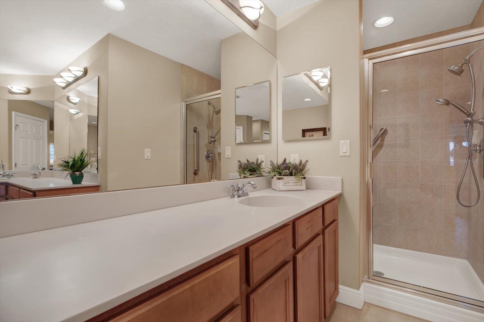 SEMINOLE ISLE CONDO - Residential