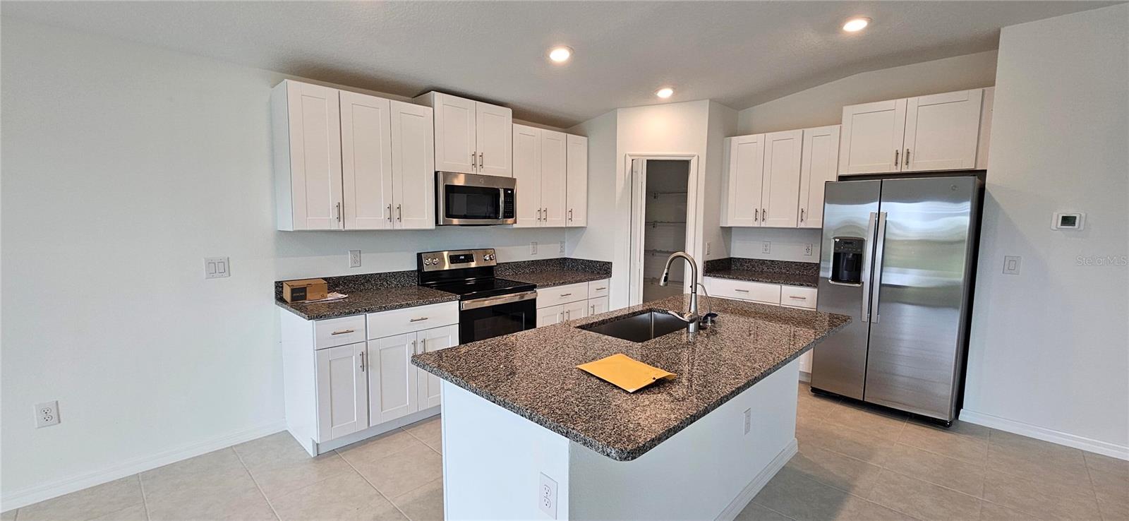 EPPERSON NORTH VILLAGE E-1 - Residential