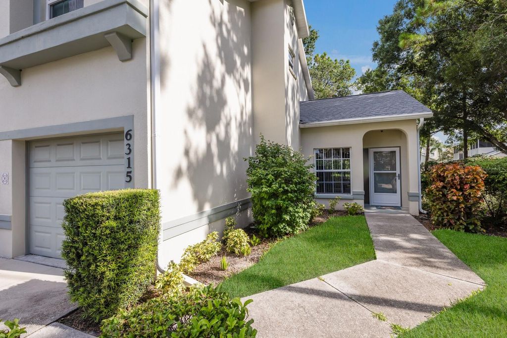 Photo of 6315 Green Oak Circle #13A, Bradenton, FL 34203 (MLS # A4664652)