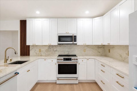 Tiny photo for 855 NW 75th Terrace, Ocala, FL 34482 (MLS # OM729416)