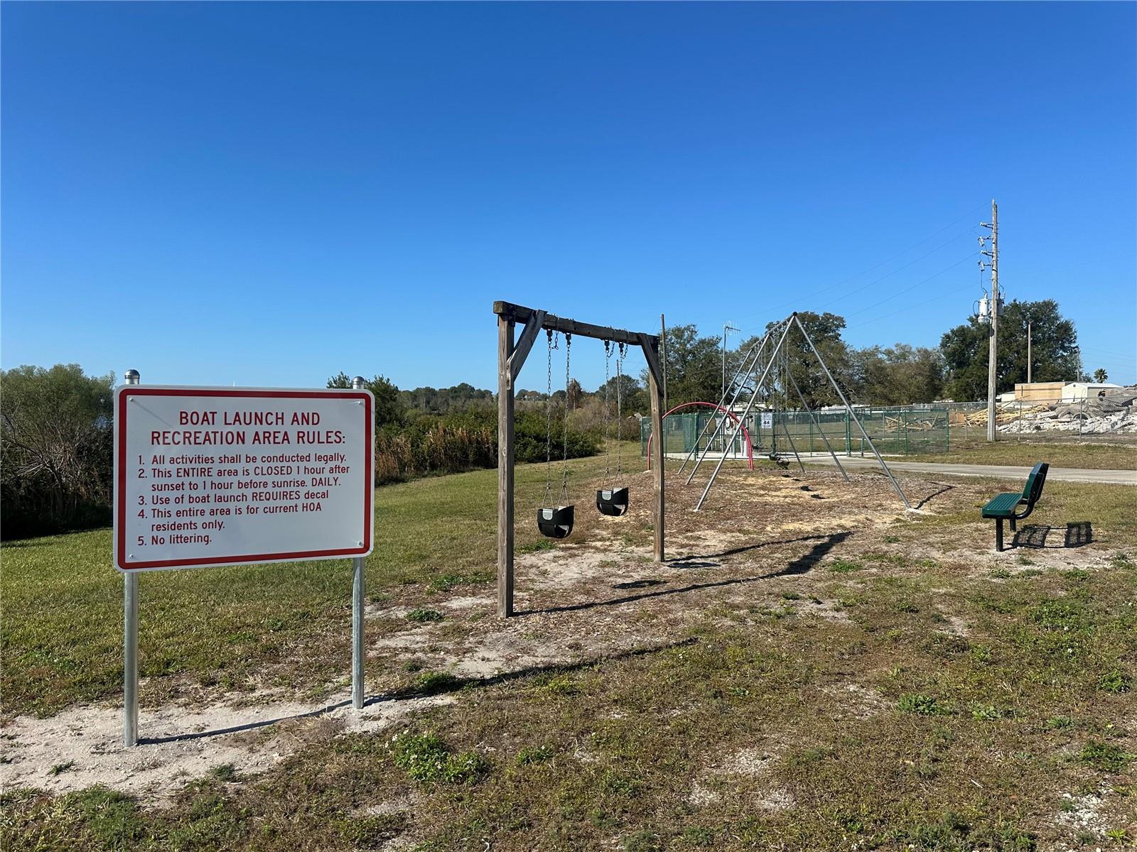 TAVARES LAKESIDE AT TAVARES SUB - Residential