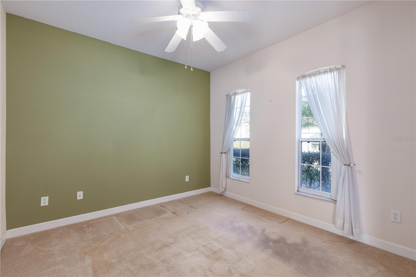 TAVARES LAKESIDE AT TAVARES SUB - Residential