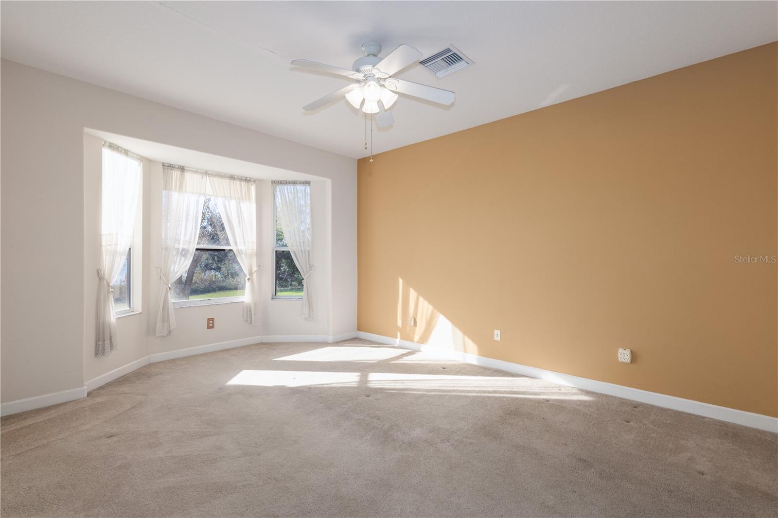 TAVARES LAKESIDE AT TAVARES SUB - Residential