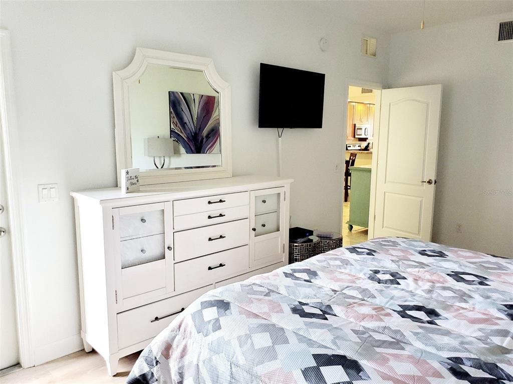 HIDDEN LAKE II PH 2 - Residential Lease