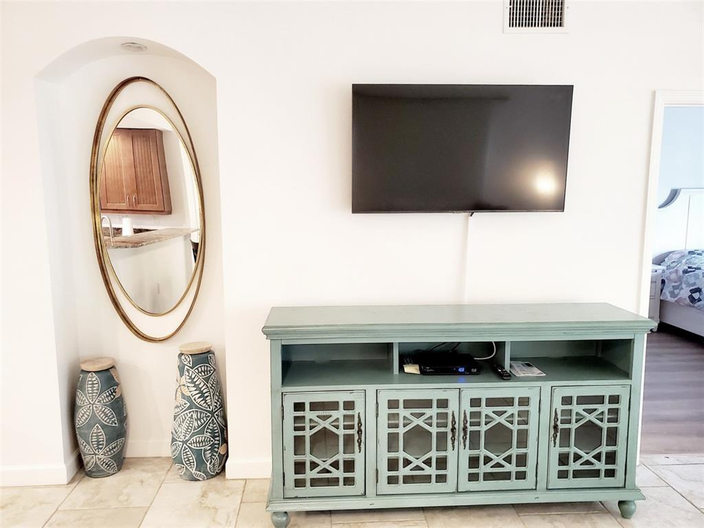 HIDDEN LAKE II PH 2 - Residential Lease