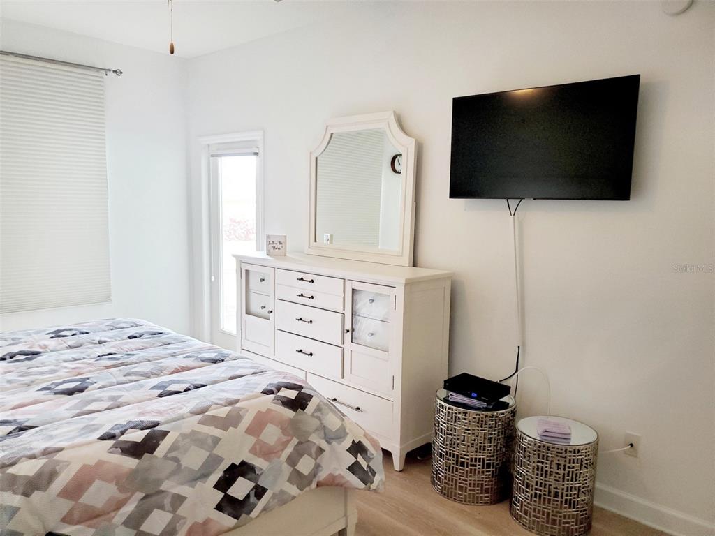 HIDDEN LAKE II PH 2 - Residential Lease