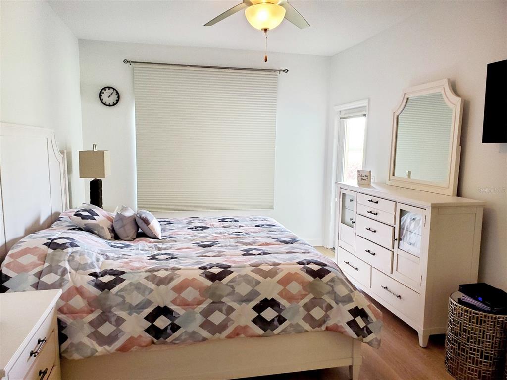 HIDDEN LAKE II PH 2 - Residential Lease