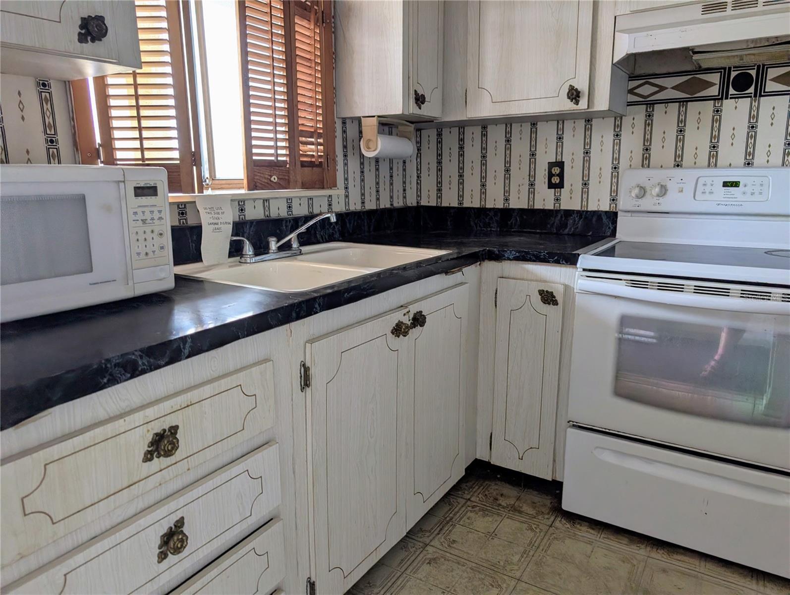 3714 LAKE BAYSHORE DRIVE K-418