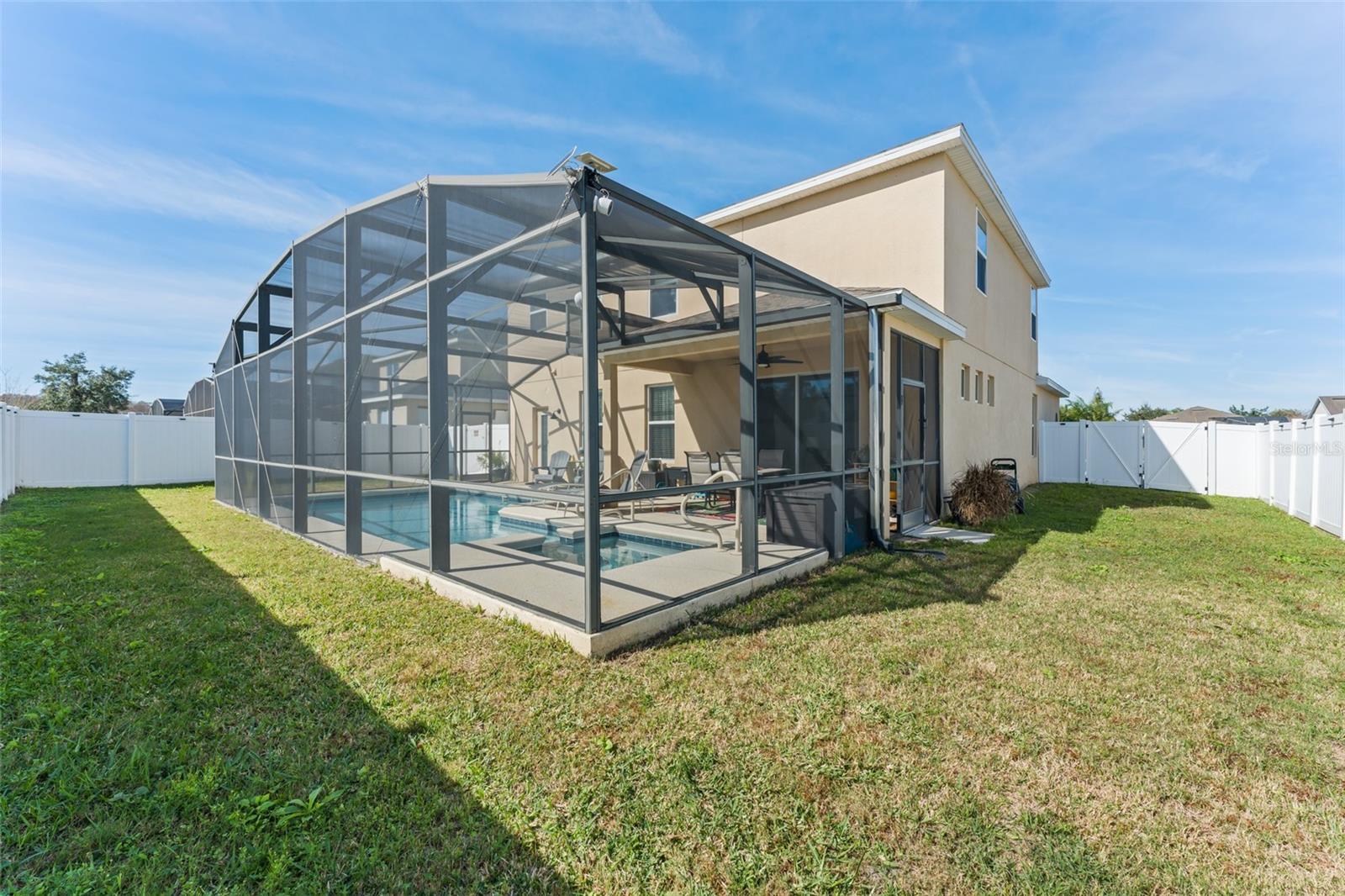 TRAFALGAR VILLAGE PH 3 - Residential