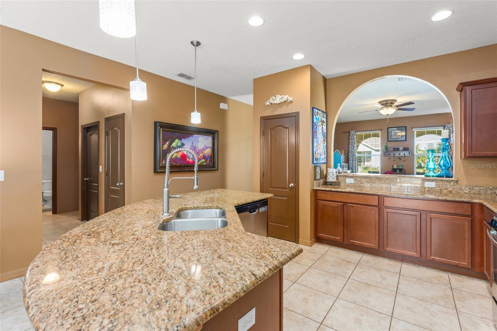 TRAFALGAR VILLAGE PH 3 - Residential