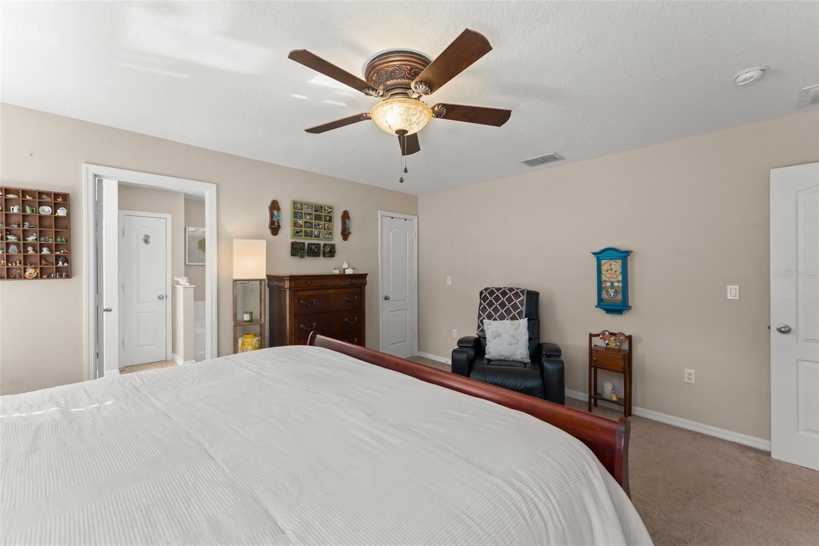 TRAFALGAR VILLAGE PH 3 - Residential