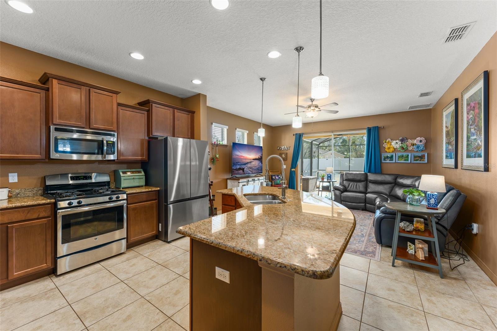 TRAFALGAR VILLAGE PH 3 - Residential