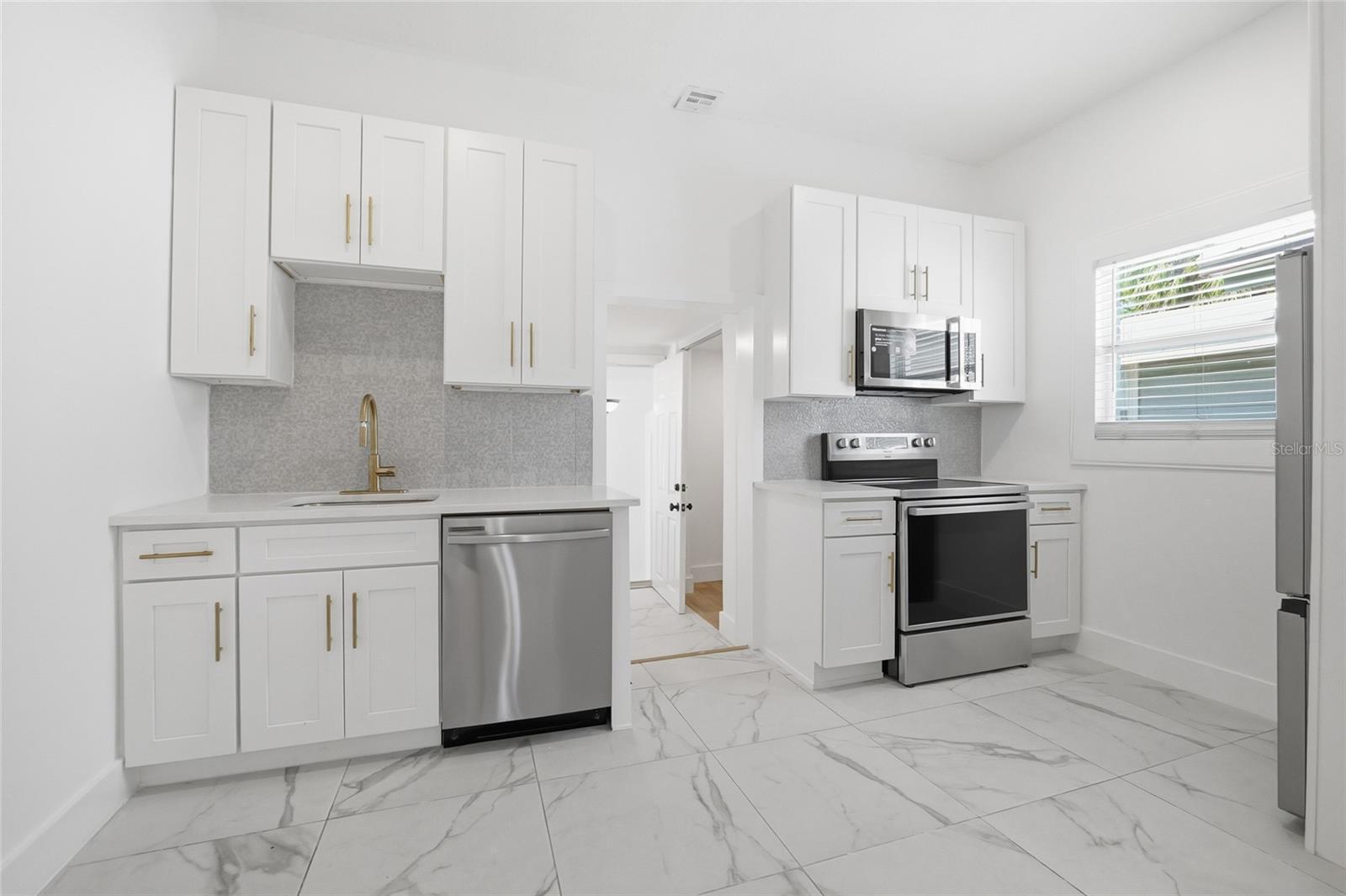 BENJAMINS ADD TO WEST TA - Residential