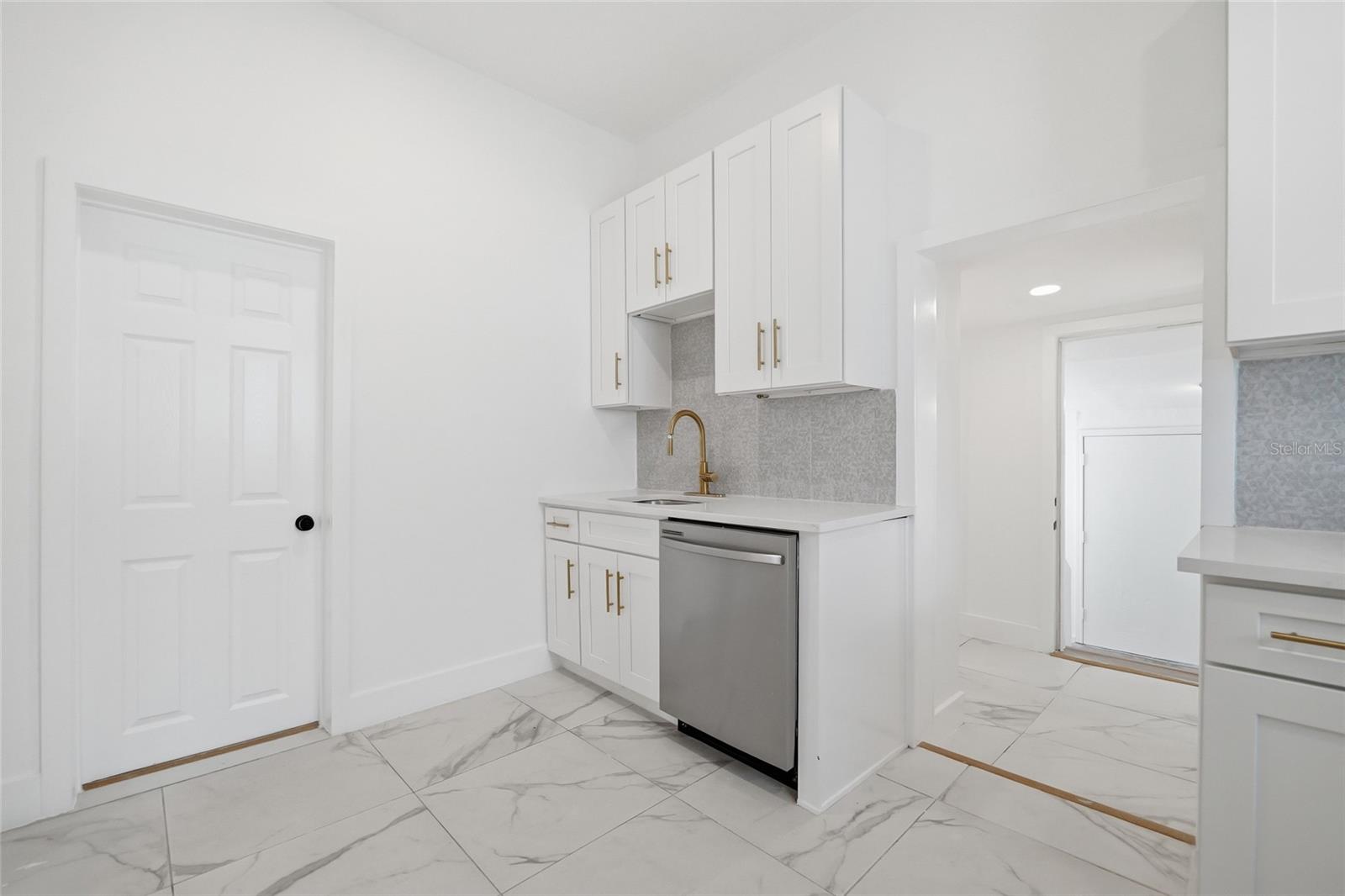 BENJAMINS ADD TO WEST TA - Residential