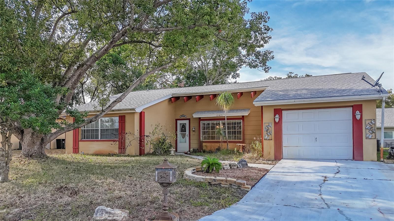 12413 SPANISH MOSS DRIVE