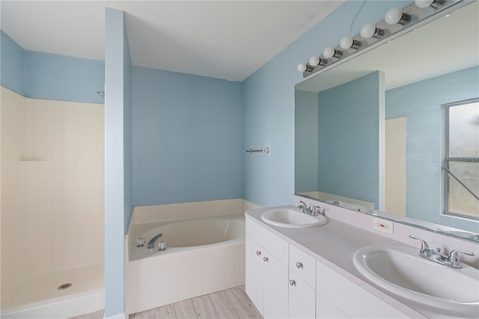 PORT MALABAR UNIT 46 - Residential