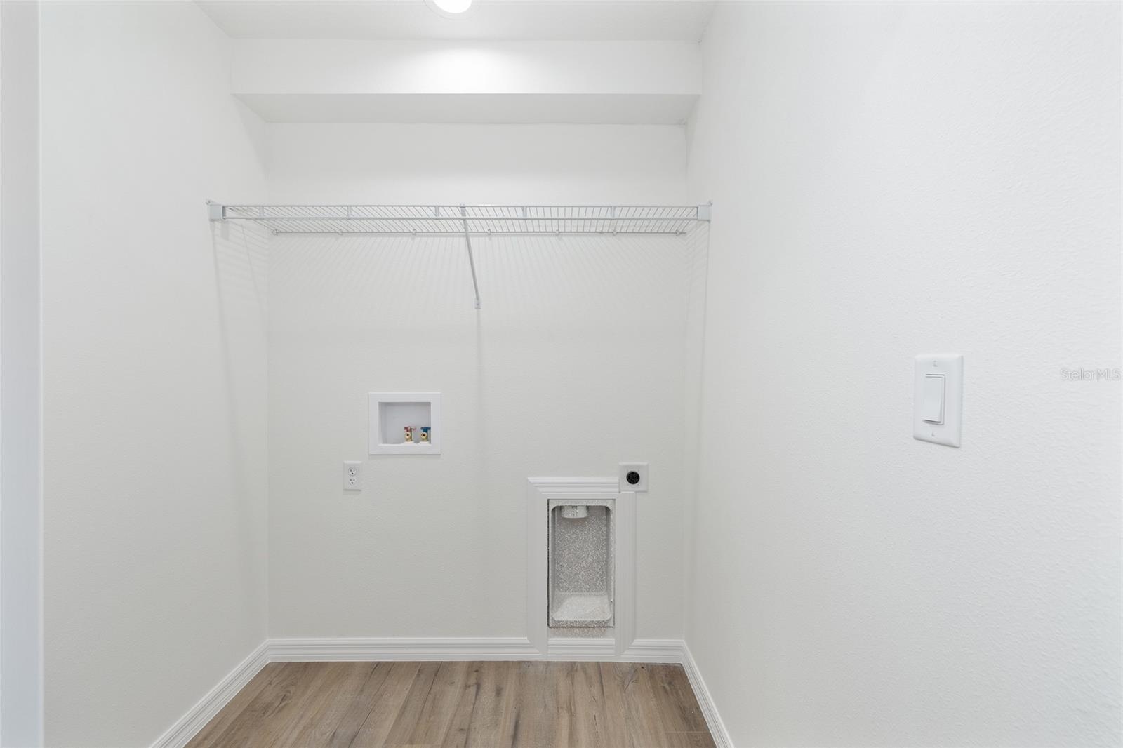 TRAILS EAST - Residential