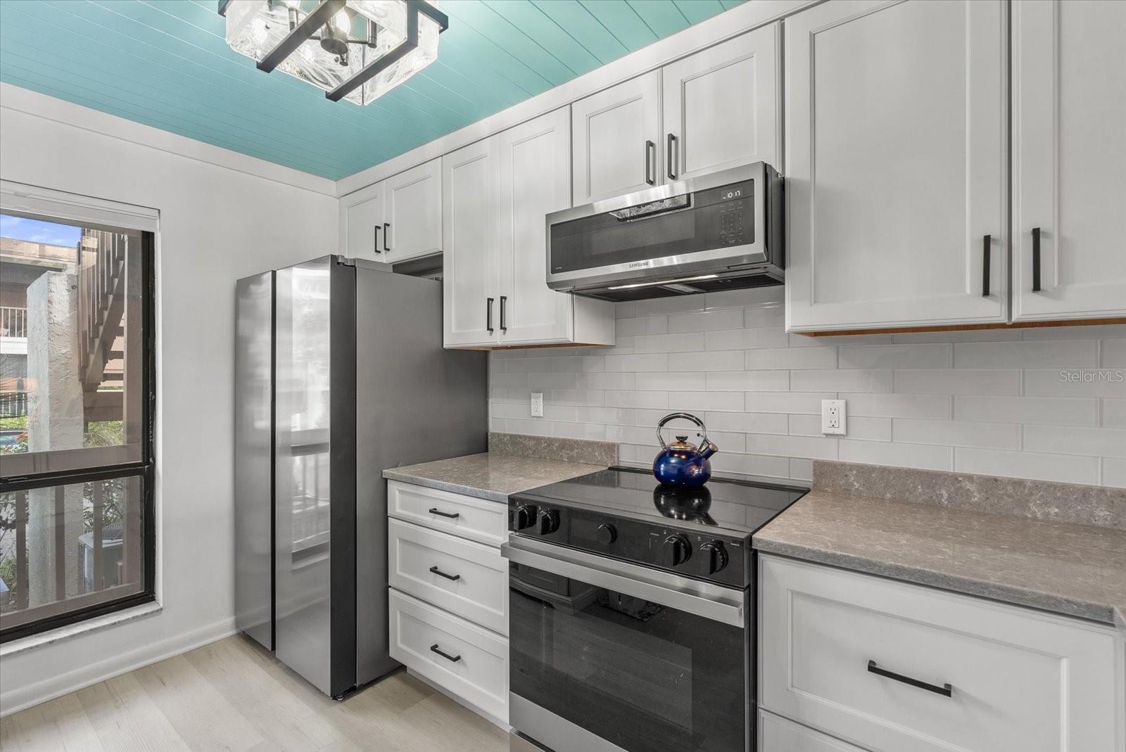 BIRD BAY II - Residential