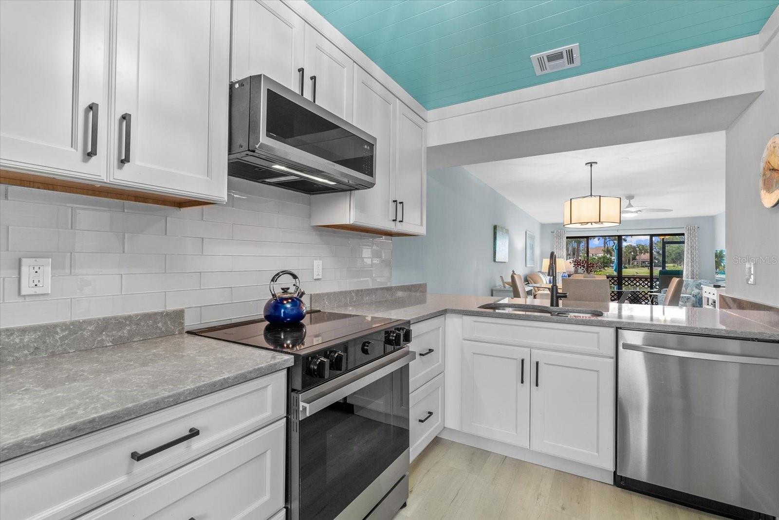 BIRD BAY II - Residential