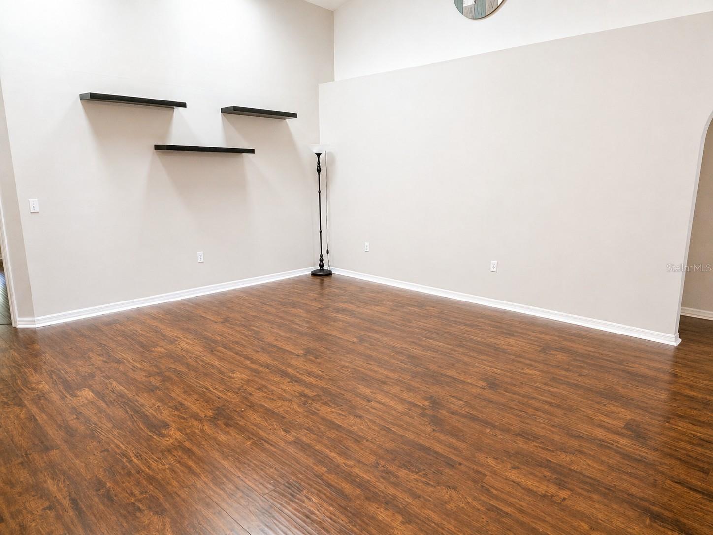 CHASE GROVES UNIT 1 - Residential