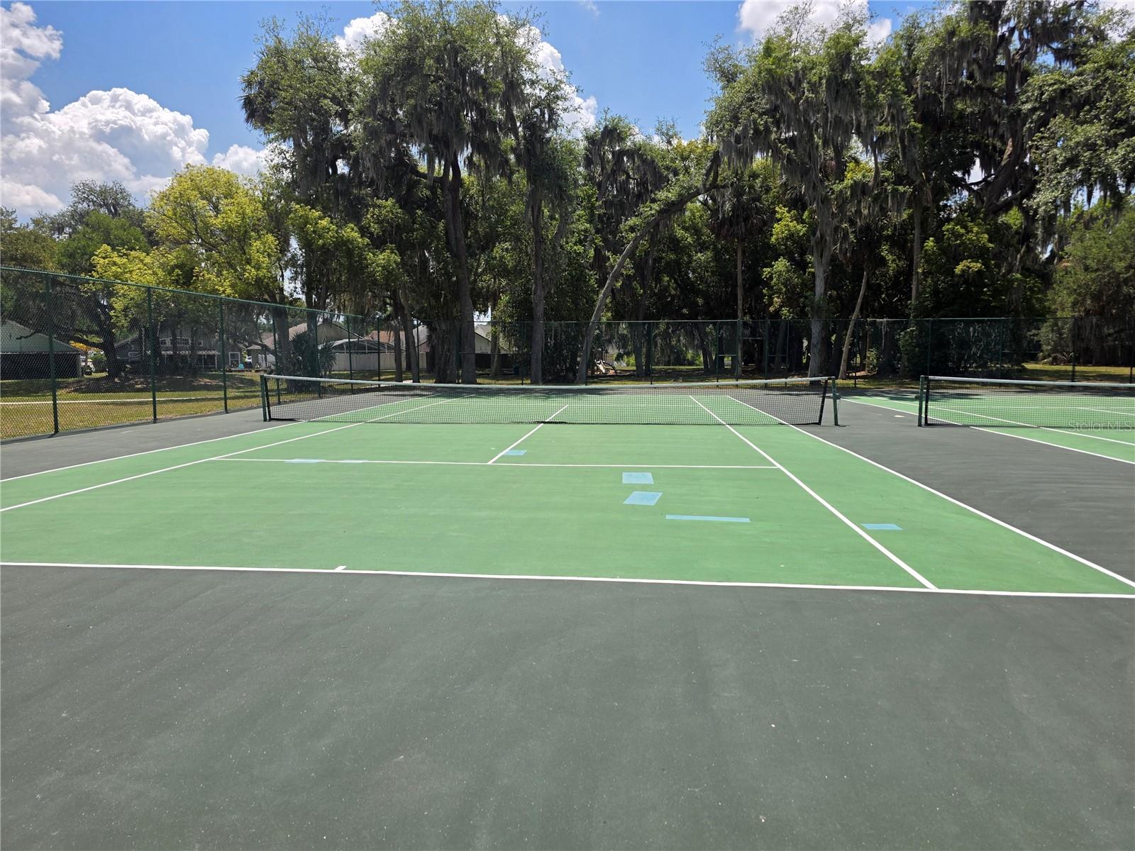 CHASE GROVES UNIT 1 - Residential