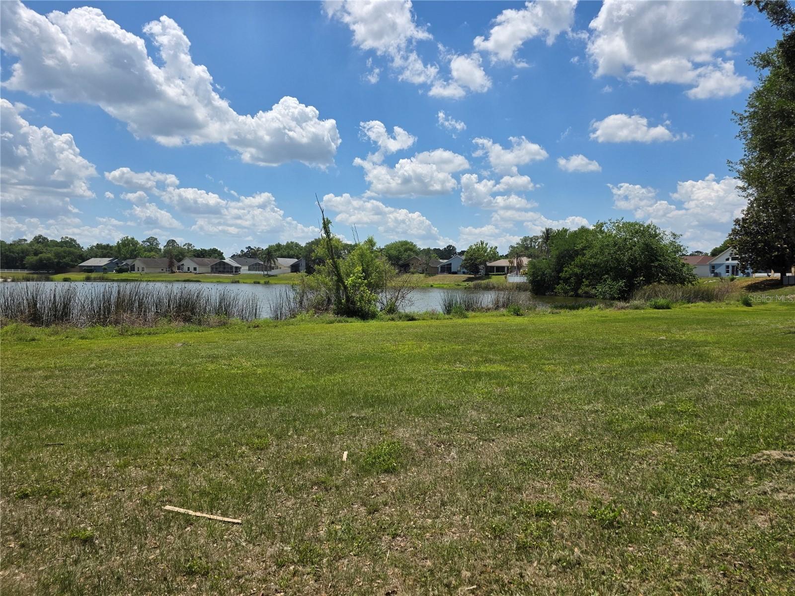 CHASE GROVES UNIT 1 - Residential