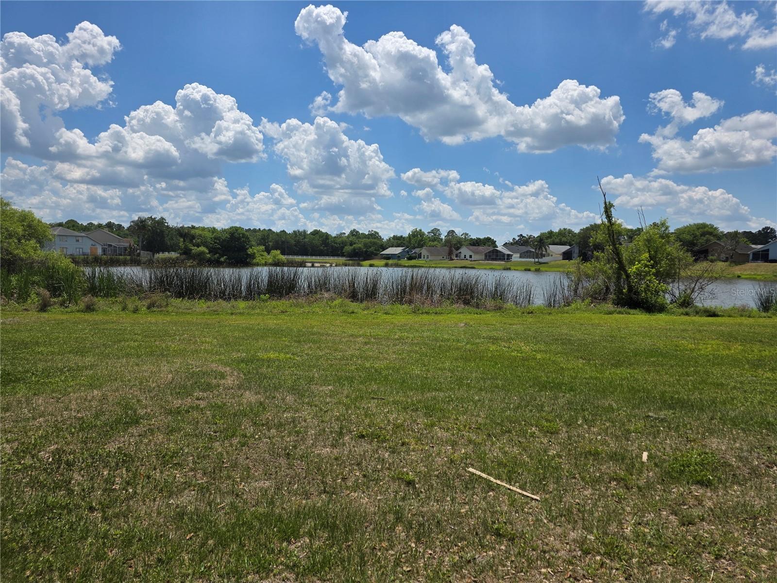 CHASE GROVES UNIT 1 - Residential