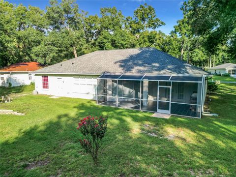 A home in DUNNELLON