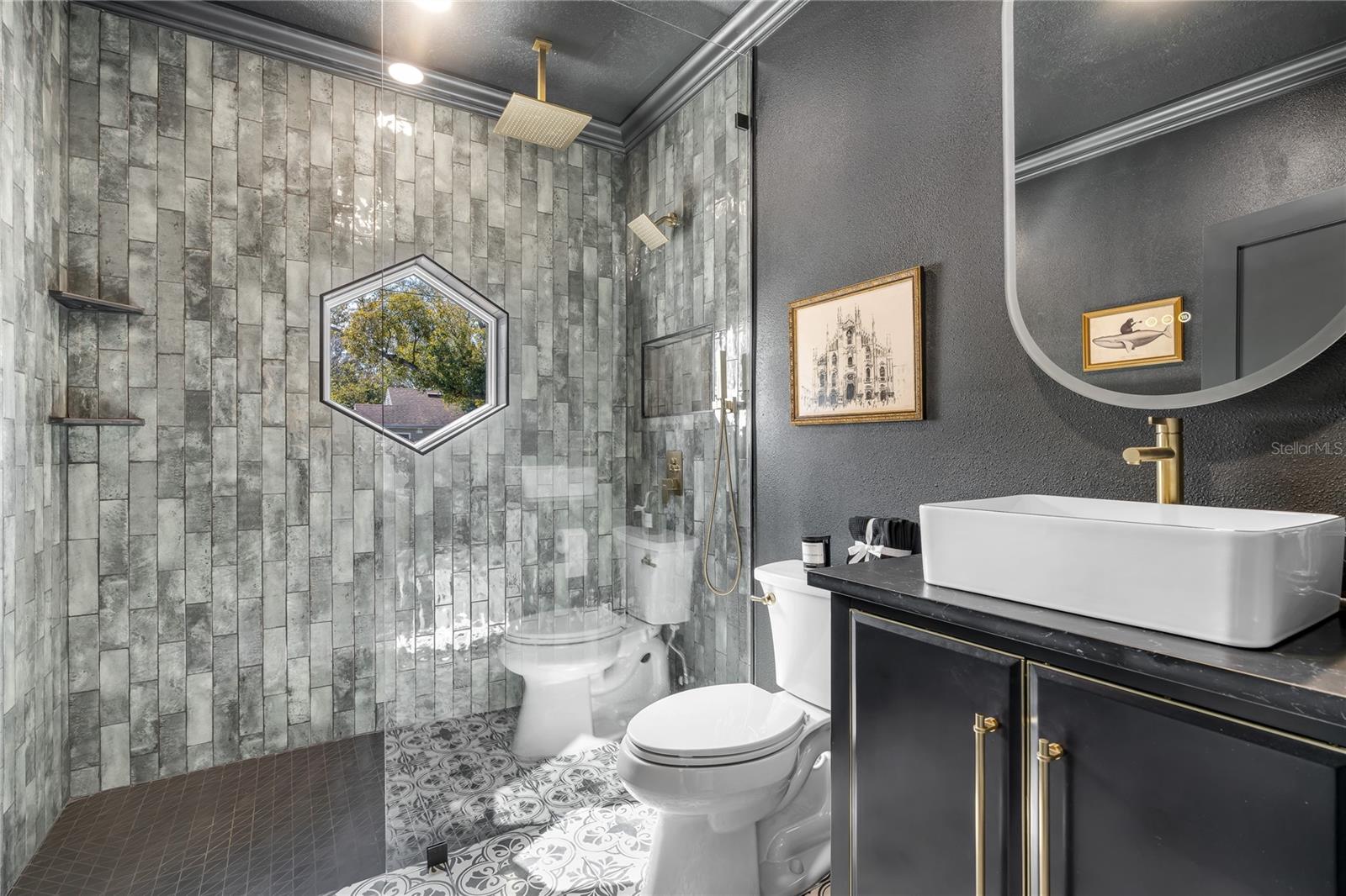 BRUNSONS 4 - Residential